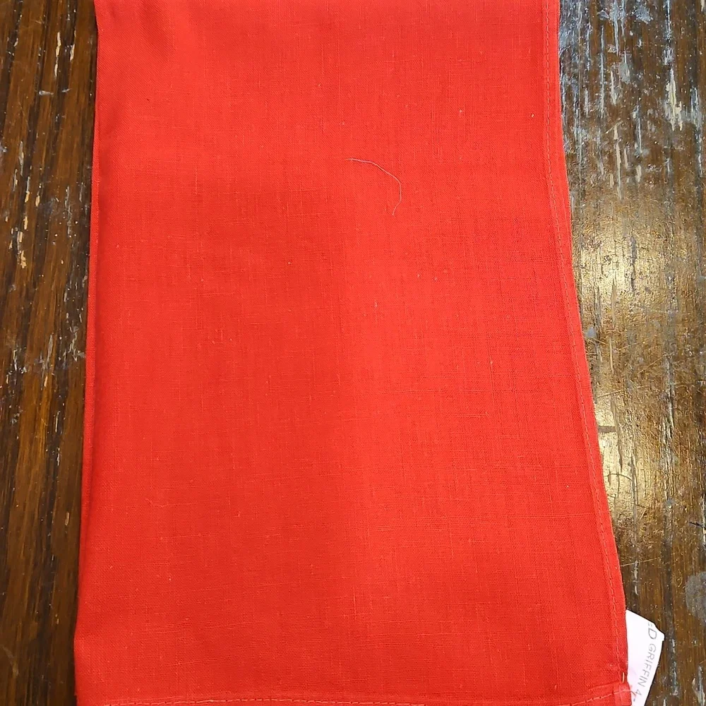 RED WHITE TEACUP HAND EMBROIDERED VINTAGE TEA‎ TOWELS SET 2